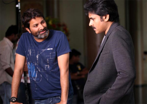 pawan kalyan,trivikram srinivas,mythri movie makers  పవన్ కోసం త్రివిక్రమ్ సంప్రదించాడు!